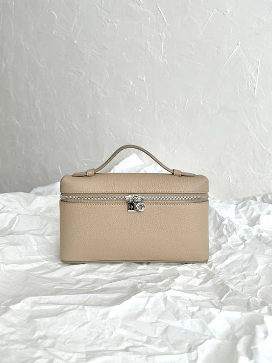 Dust Loro piana bag (WITHOUT BOX)(15-20 DAYS DELIVERY TIME)