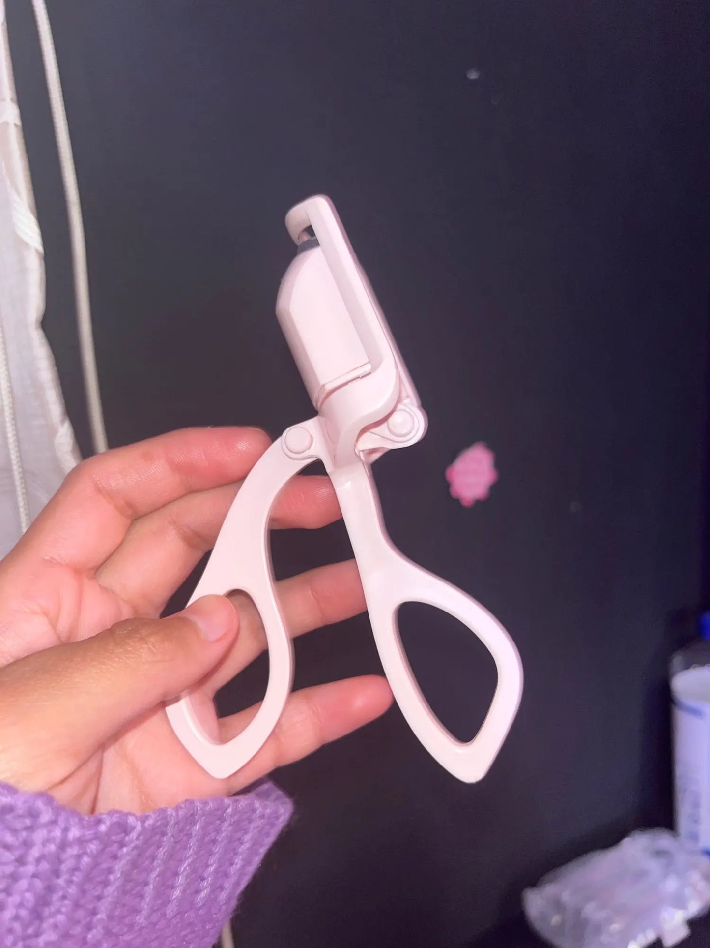 Electric eyelash curler🕊️