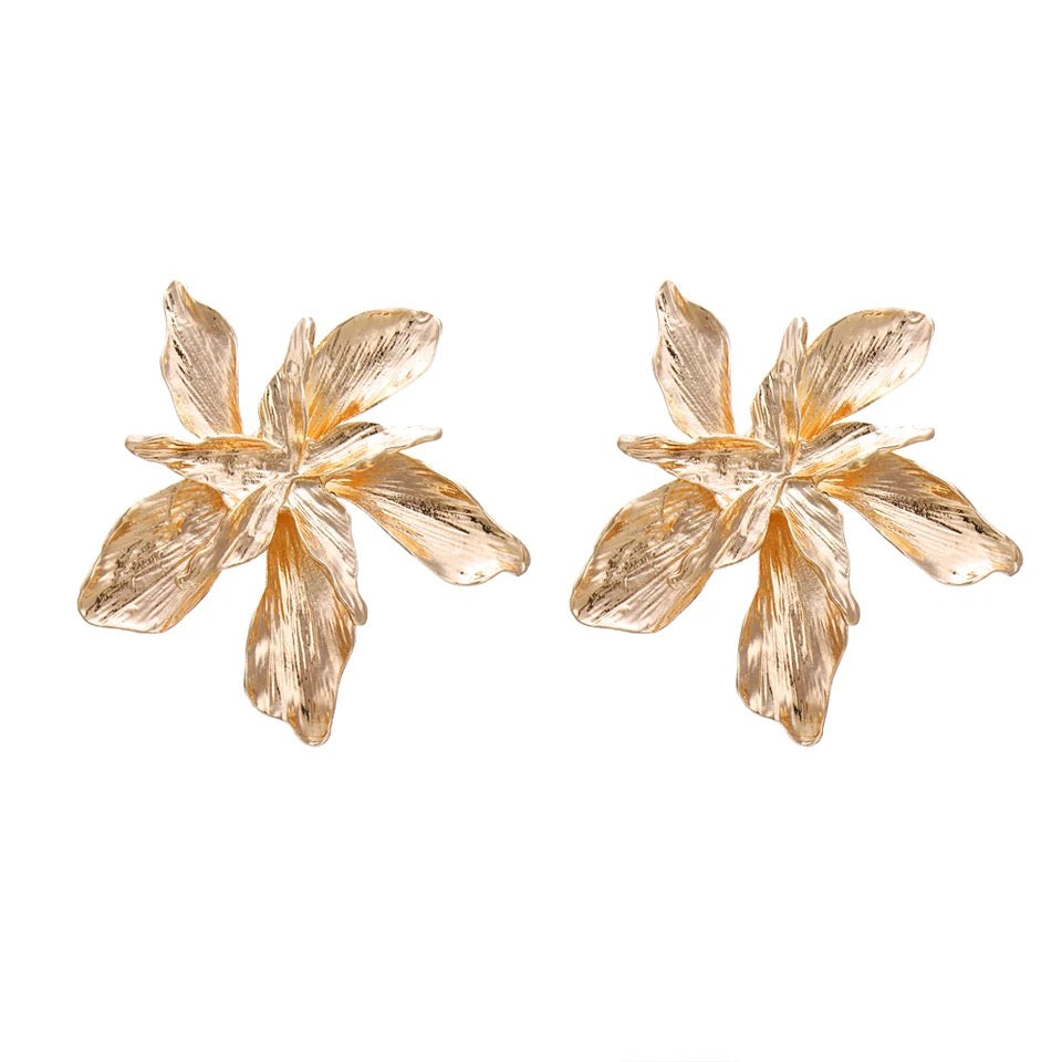 Vintage Metal Flower Earring
