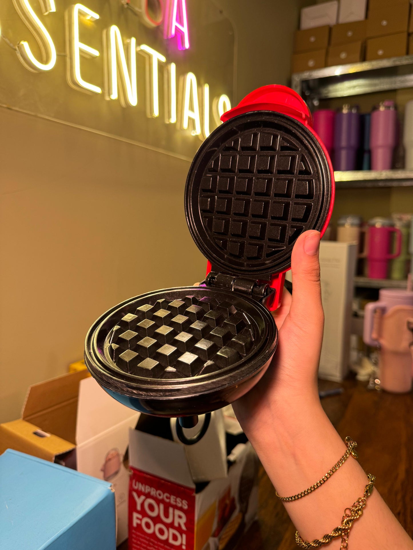 Pancake waffle maker