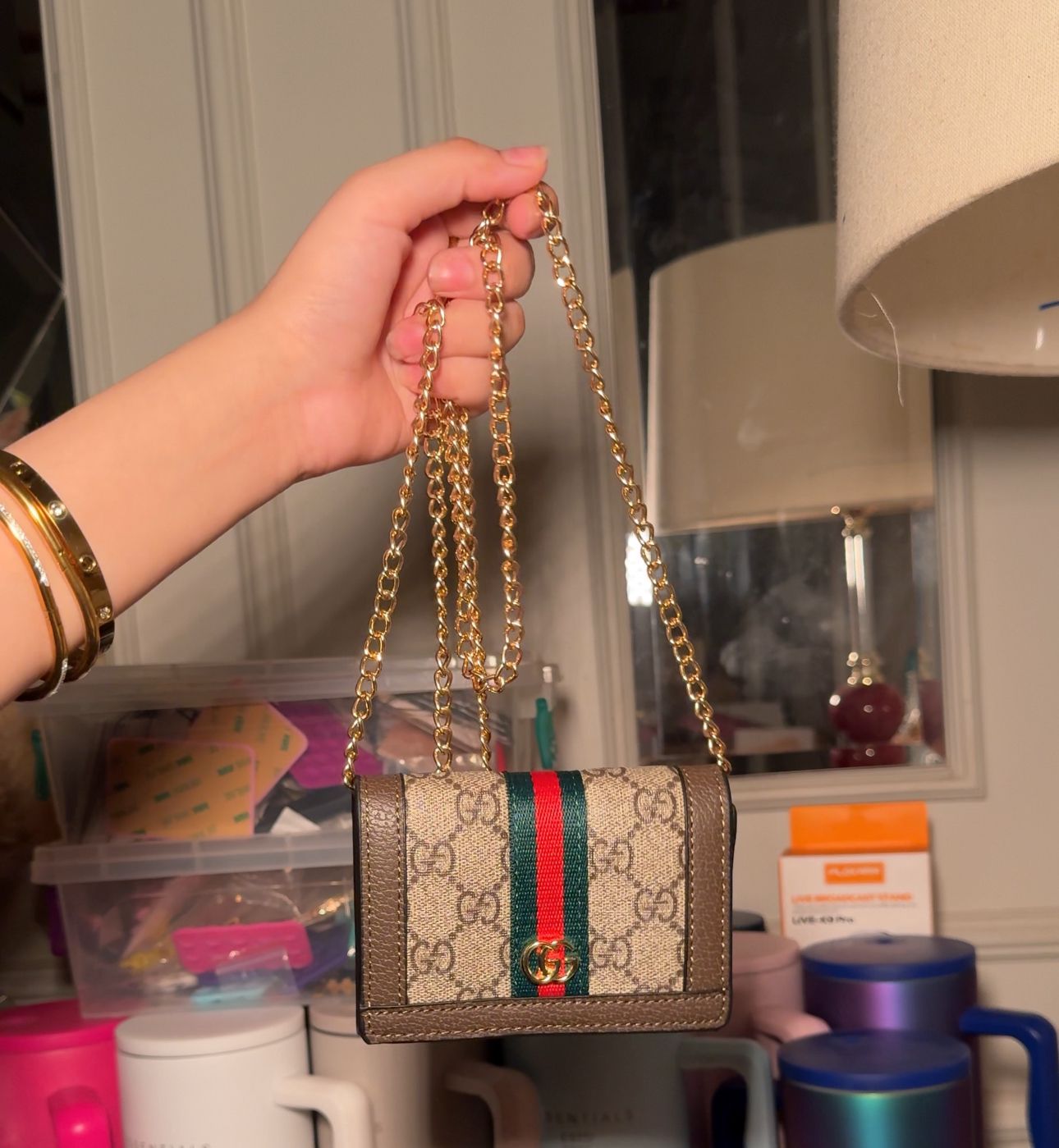 Gucci wallet with chain (in stock)