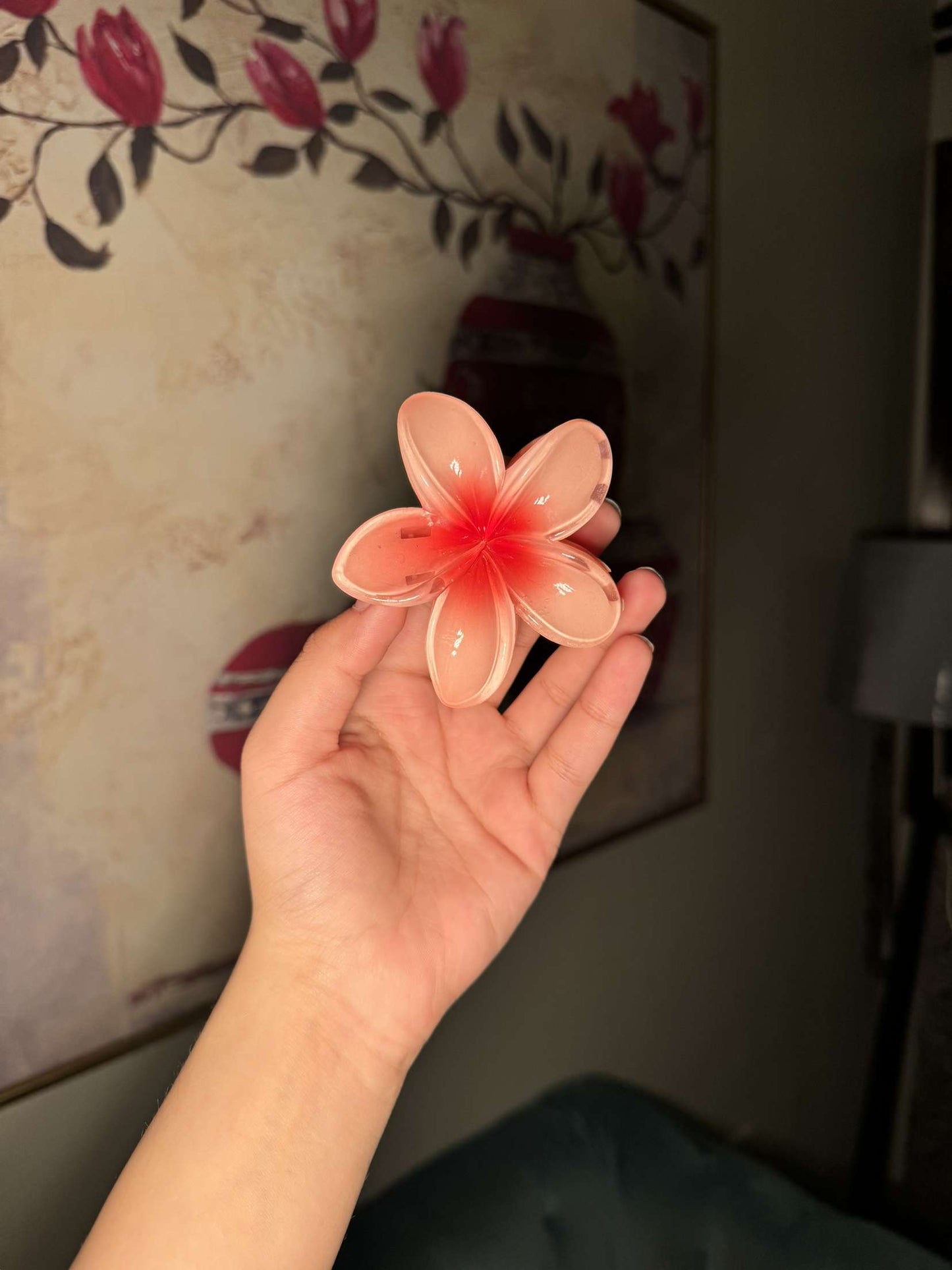 Pink Flower shape claw